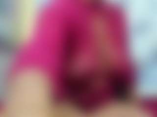 Spettacolo in cam dal vivo con NahomyFox - Squirt su Camsoda