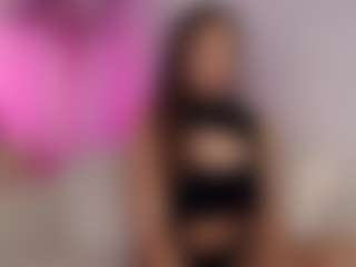 Live cam show with Ava - Doggy Style on friskycurves.com