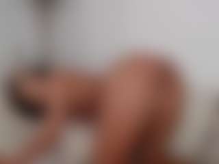 Ava's Live Sex Cam Show