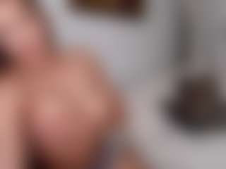 Ava's Live Sex Cam Show