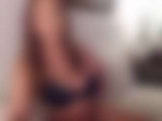 Ava's Live Sex Cam Show