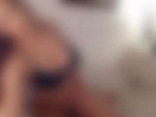 Ava's Live Sex Cam Show