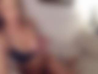 Ava's Live Sex Cam Show