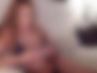 Ava's Live Sex Cam Show