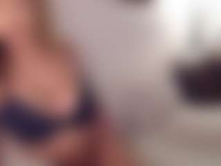 Ava's Live Sex Cam Show