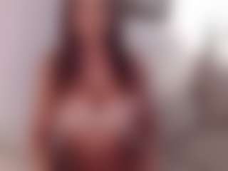 Live cam show with Ava - Big Tits on friskycurves.com