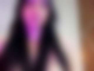 Live cam show with Antonella - Lingerie on WildCum