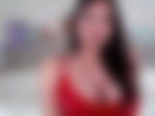 Live cam show with Ella Knox - Tease Latina on Camsoda