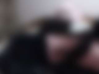 Live cam show with queentwerk - Ass Clapping on Camsoda