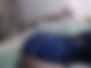 Live cam show with queentwerk - White on sexylive.show