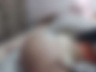Live cam show with queentwerk - Bedroom on UwU Esports