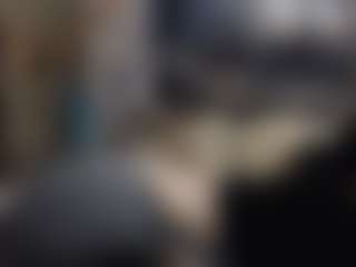 Live cam show with queentwerk - Bikini on CamwithHer