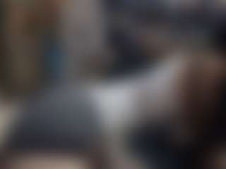 Live cam show with queentwerk - Bikini on SpankPalCams