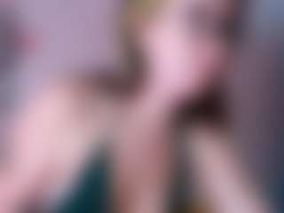 cosmoriri's Live Sex Cam Show