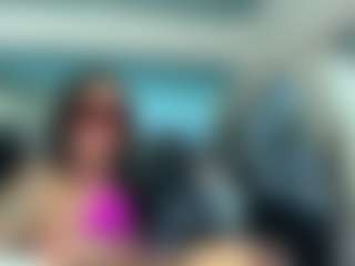 Live cam show with Tight Tiny MILF - White MILF on livesuperchat.net | united states