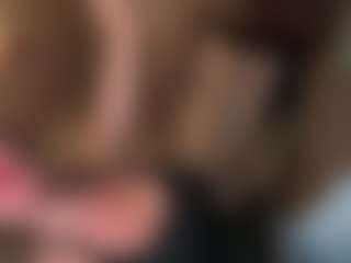 Live cam show with Tight Tiny MILF - Petite on sexylivex.com