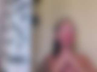 Live cam show with Tight Tiny MILF - Solo on Camsoda