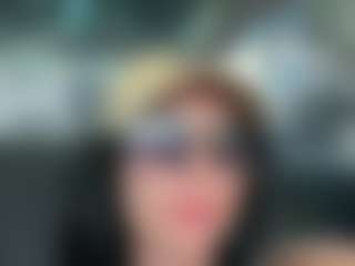 Live cam show with Tight Tiny MILF - Strip MILF on slutload