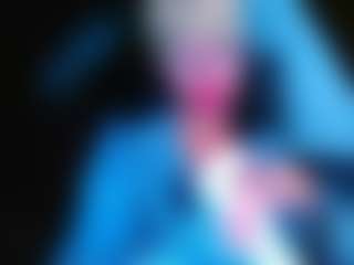 Tight Tiny MILF MILF webcam performer live streaming