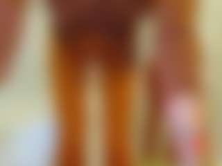 Show de câmera ao vivo com Tight Tiny MILF - Arab Tattoos no Camsoda