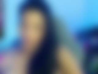 Live cam show with aslyandrea - Strapon on realtime-chat