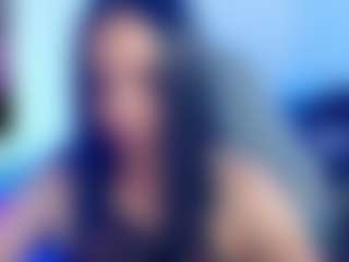 Live cam show with aslyandrea - Oil on chickslive.net