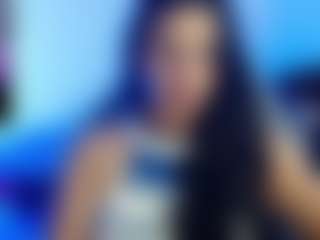 Live cam show with aslyandrea - Flashing on Camiplay Live