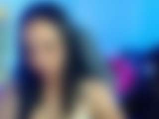 Live cam show with aslyandrea - Flashing on TeamSkeetLive