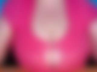 Live cam show with Clara - Fuck on Hubzter Live