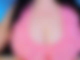 Live cam show with Clara - Solo on Camsoda