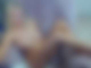 gigisquirter's Live Sex Cam Show