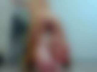 gigisquirter's Live Sex Cam Show