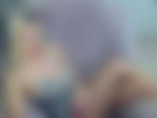 Live cam show with gigisquirter - Squirt on Camsoda