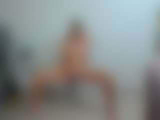 gigisquirter's Live Sex Cam Show