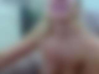 Live cam show with gigisquirter - Erotic Dance on fuklive.com