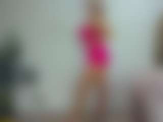 gigisquirter's Live Sex Cam Show