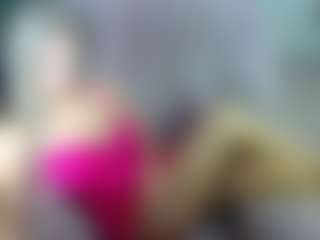 gigisquirter's Live Sex Cam Show