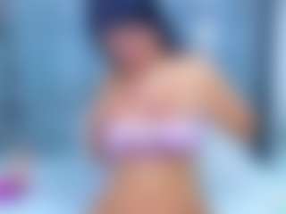 Live cam show with veronica - Curvy on liverealitysex.com