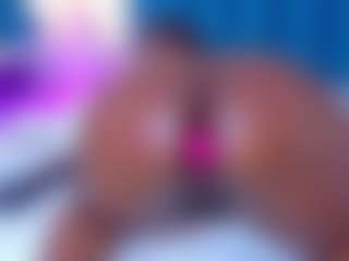 Vivian's Live Sex Cam Show