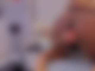Vivian's Live Sex Cam Show