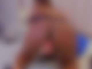 Vivian's Live Sex Cam Show