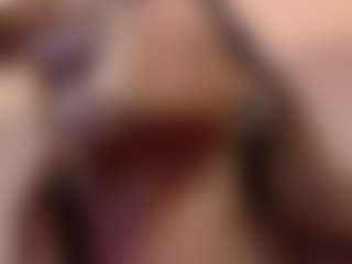 Vivian's Live Sex Cam Show