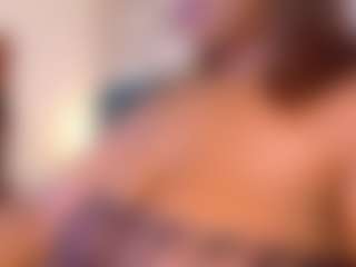 Live cam show with Vivian - Thong on milfzrlive.com