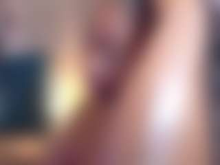 Live cam show with Vivian - Striptease on https://playwithruby.com