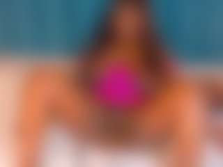 Live cam show with Vivian - Bedroom on Soda Cam