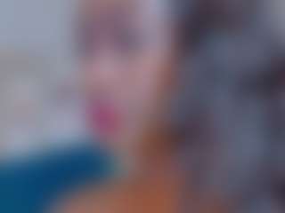 Live cam show with Vivian - Tittyfuck on Livezox