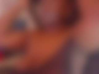 Live cam show with Vivian - Tittyfuck on milfzrlive.com