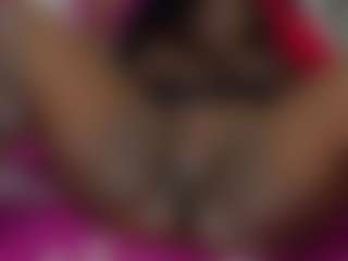 Live cam show with Vivian - Nasty on StripNow
