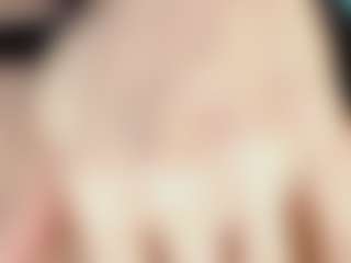 Live cam show with Penelope Laurent - Fingering on slutload