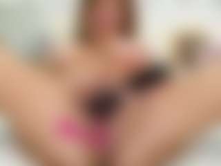 Live cam show with Penelope Laurent - Baby on Fling VIP Chat